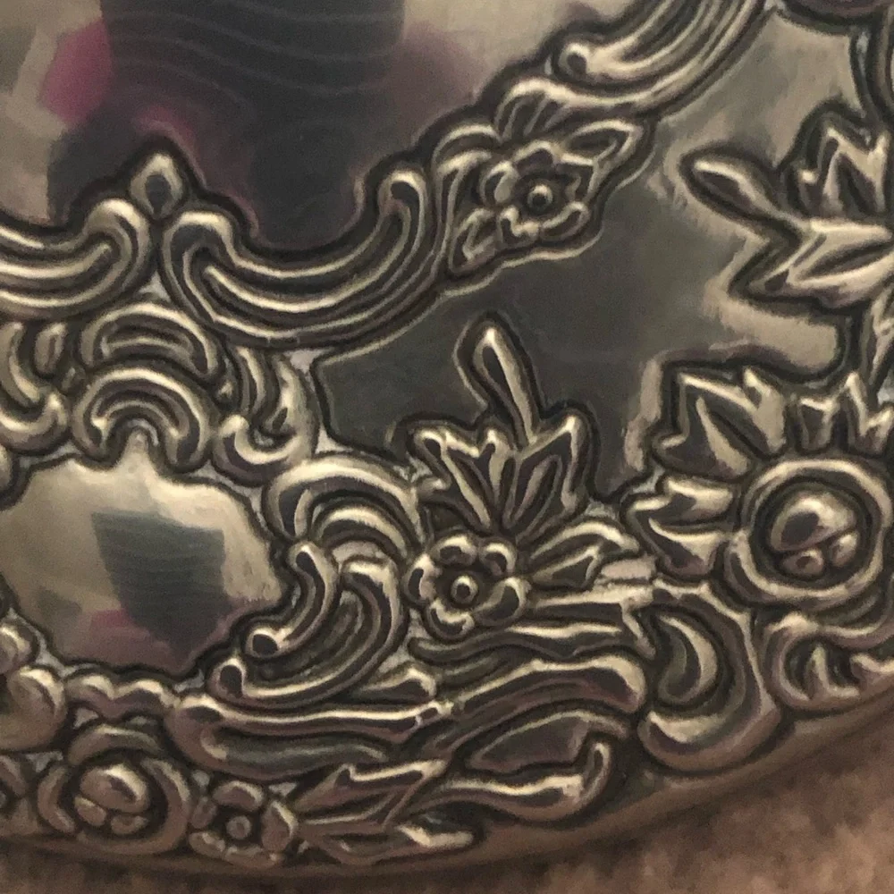 Decorative Vintage Italian Cry Jewelry Trinket Dish with Ornate Silver-Tone Lid